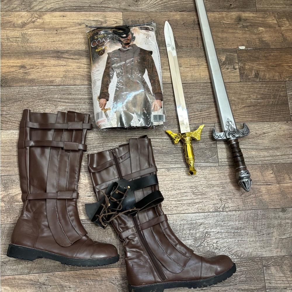 Men's Brown Kings Coat and Boots Costume (L)